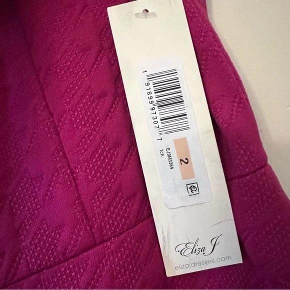 Eliza J Size 2 Fit & Flare address Fuchsia - Picture 11 of 13
